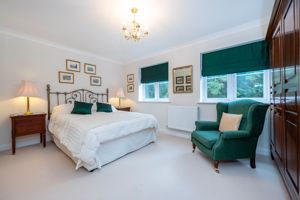 Bedroom- click for photo gallery